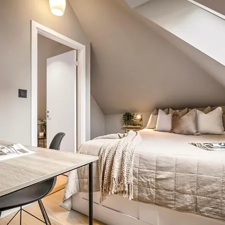 Townhouse - 700 Meters From Bryggen Leilighet